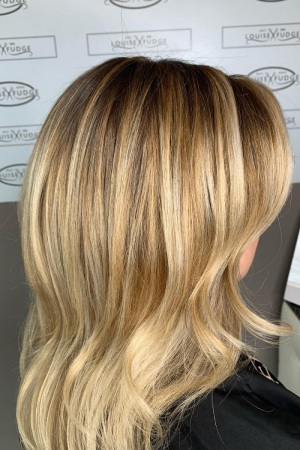 BLONDE-HAIR-COLOUR-TOP-HAIR-SALON-LITTLE-SUTTON-CHESTER